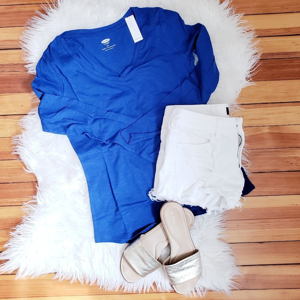 OLD NAVY NWT Long Sleeve T-shirt Size Small